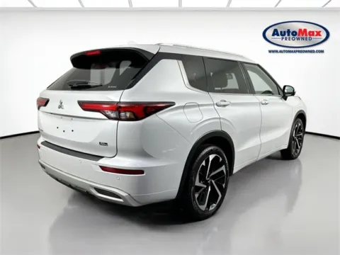 Photos of 2022 Mitsubishi Outlander SEL for sale in Framingham, MA at AutoMax Preowned Framingham