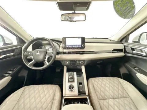 Another view of 2022 Mitsubishi Outlander SEL for sale in Framingham, MA at AutoMax Preowned Framingham