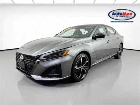 More photos of 2024 Nissan Altima 2.5 SR at AutoMax Preowned Framingham, MA