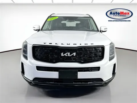 Photos of 2022 Kia Telluride EX for sale in Framingham, MA at AutoMax Preowned Framingham