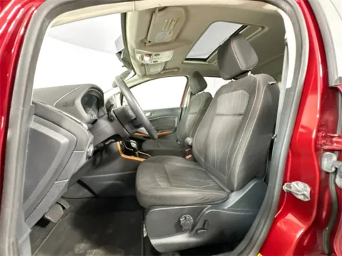 More photos of 2022 Ford EcoSport SE at AutoMax Preowned Framingham, MA