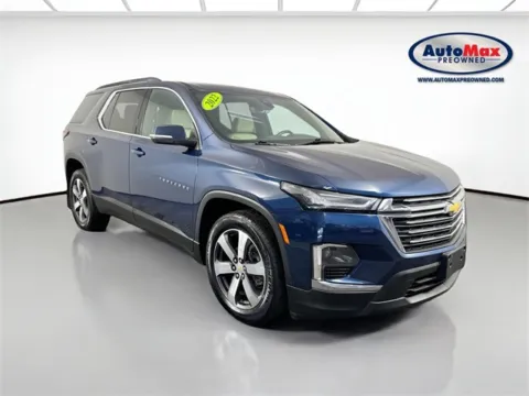 Blue 2022 Chevrolet Traverse LT Leather for sale in Framingham, MA