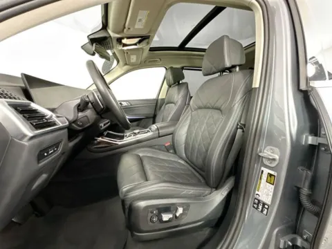 More photos of 2025 BMW X7 xDrive40i at AutoMax Preowned Framingham, MA
