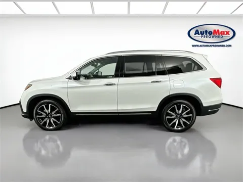 More photos of 2022 Honda Pilot Touring at AutoMax Preowned Framingham, MA