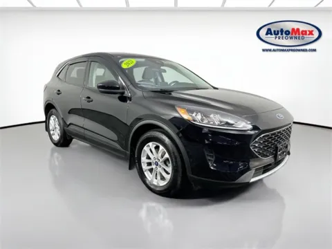 Black 2021 Ford Escape Hybrid SE for sale in Framingham, MA