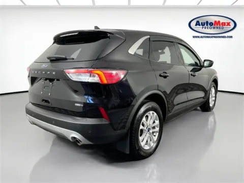 Photos of 2021 Ford Escape Hybrid SE for sale in Framingham, MA at AutoMax Preowned Framingham