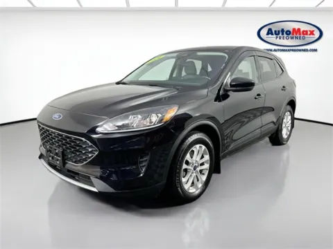 More photos of 2021 Ford Escape Hybrid SE at AutoMax Preowned Framingham, MA