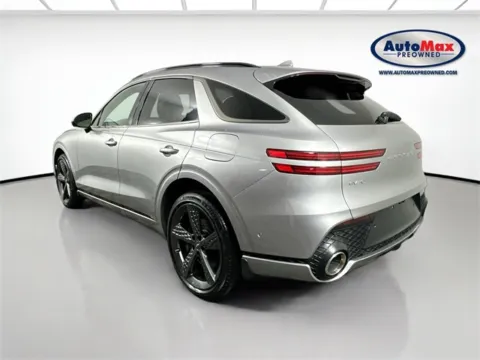 More photos of 2023 Genesis GV70 2.5T at AutoMax Preowned Framingham, MA