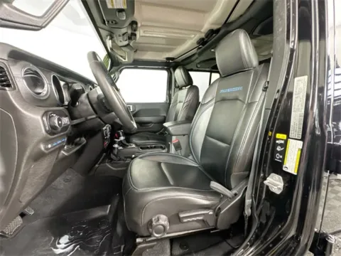 More photos of 2022 Jeep Wrangler Unlimited Rubicon 4xe at AutoMax Preowned Framingham, MA