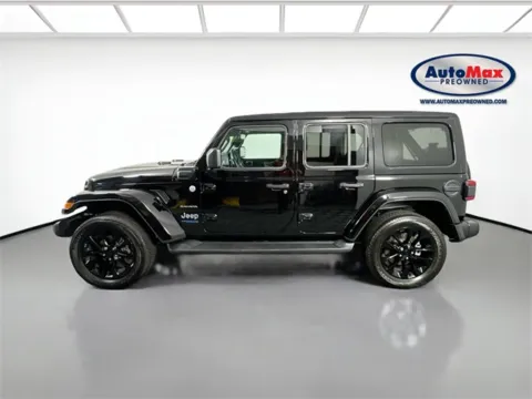 More photos of 2022 Jeep Wrangler at AutoMax Preowned Framingham, MA