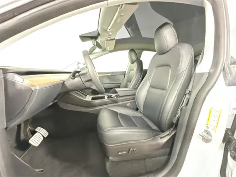 More photos of 2022 Tesla Model Y Performance at AutoMax Preowned Framingham, MA