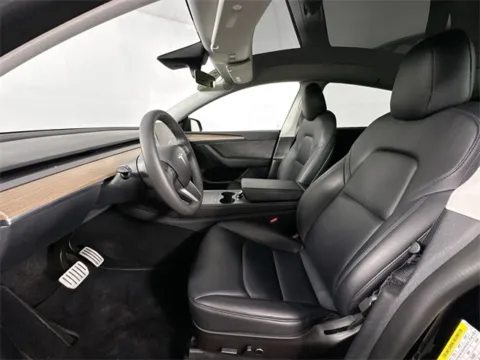 More photos of 2023 Tesla Model Y Performance at AutoMax Preowned Framingham, MA