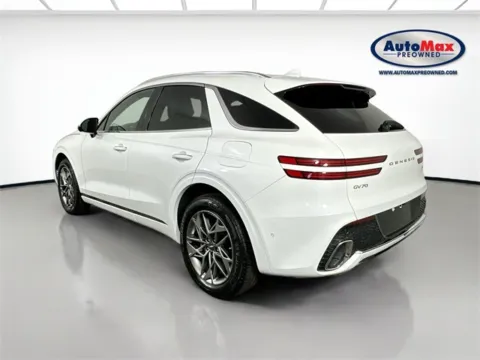 More photos of 2022 Genesis GV70 2.5T at AutoMax Preowned Framingham, MA