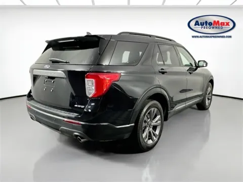 Photos of 2022 Ford Explorer XLT for sale in Framingham, MA at AutoMax Preowned Framingham