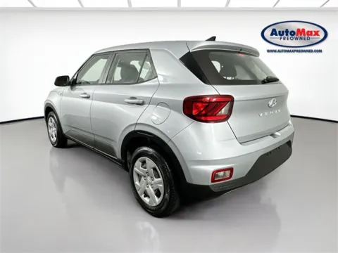 More photos of 2020 Hyundai Venue SE at AutoMax Preowned Framingham, MA