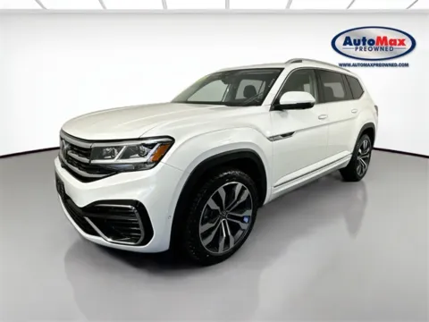 More photos of 2022 Volkswagen Atlas 3.6L V6 SEL Premium R-Line at AutoMax Preowned Framingham, MA