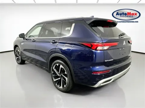 More photos of 2023 Mitsubishi Outlander PHEV SEL at AutoMax Preowned Framingham, MA