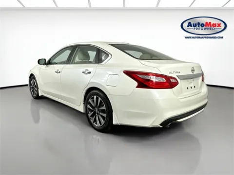 Photos of 2016 Nissan Altima 2.5 SL for sale in Framingham, MA at AutoMax Preowned Framingham