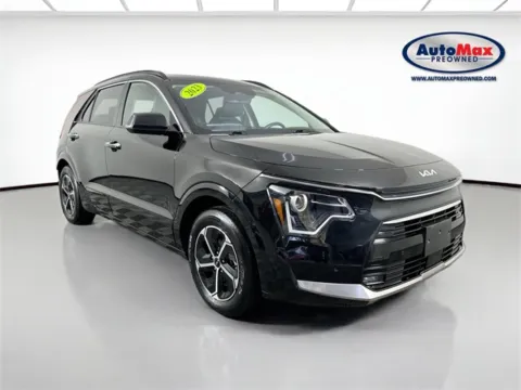 Black 2023 Kia Niro SX for sale in Framingham, MA