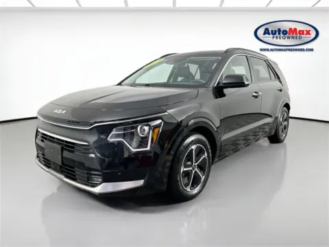 Another view of 2023 Kia Niro SX for sale in Framingham, MA at AutoMax Preowned Framingham