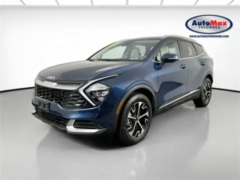 More photos of 2023 Kia Sportage Hybrid EX at AutoMax Preowned Framingham, MA