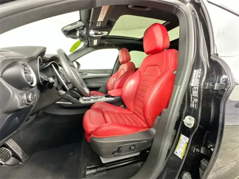 More photos of 2022 Alfa Romeo Stelvio Veloce at AutoMax Preowned Framingham, MA