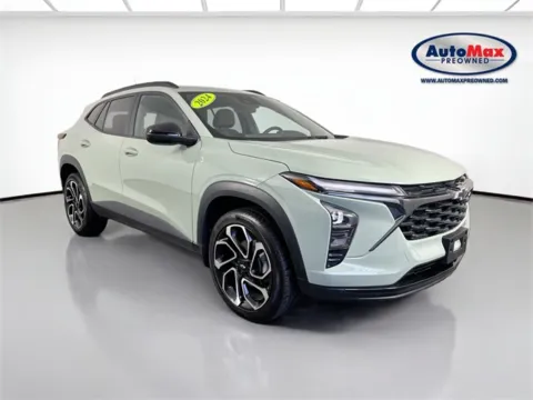 Green 2024 Chevrolet Trax 2RS for sale in Framingham, MA