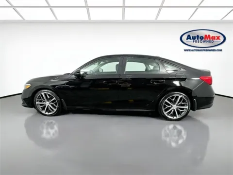 More photos of 2023 Honda Civic Touring at AutoMax Preowned Framingham, MA