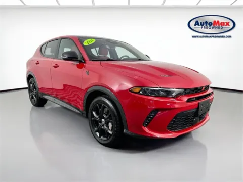 Red 2024 Dodge Hornet R/T Plus for sale in Framingham, MA