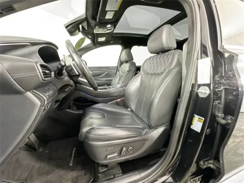 More photos of 2021 Hyundai Santa Fe Calligraphy at AutoMax Preowned Framingham, MA