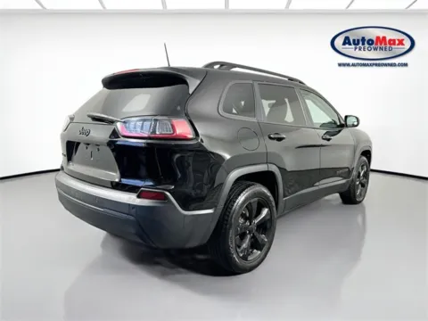 Photos of 2019 Jeep Cherokee Altitude for sale in Framingham, MA at AutoMax Preowned Framingham