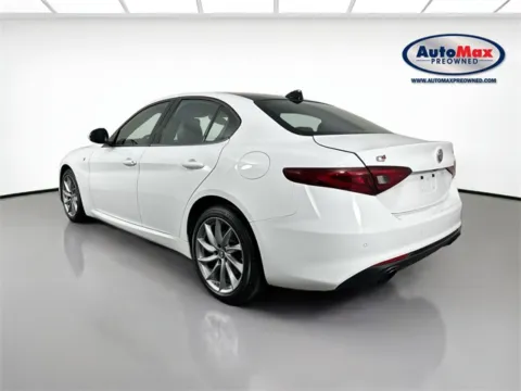 More photos of 2022 Alfa Romeo Giulia Ti at AutoMax Preowned Framingham, MA