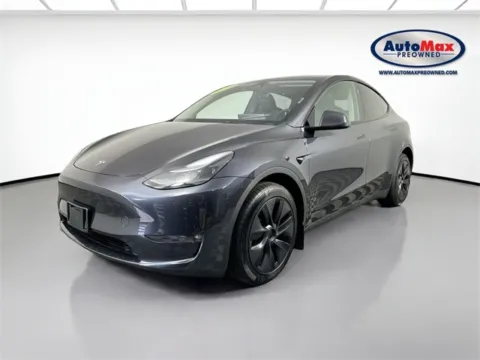 More photos of 2024 Tesla Model Y Long Range at AutoMax Preowned Framingham, MA