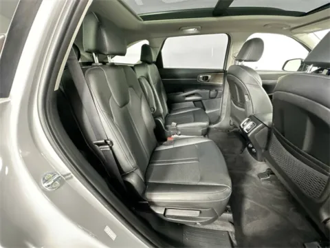 More photos of 2022 Kia Sorento X-Line EX at AutoMax Preowned Framingham, MA