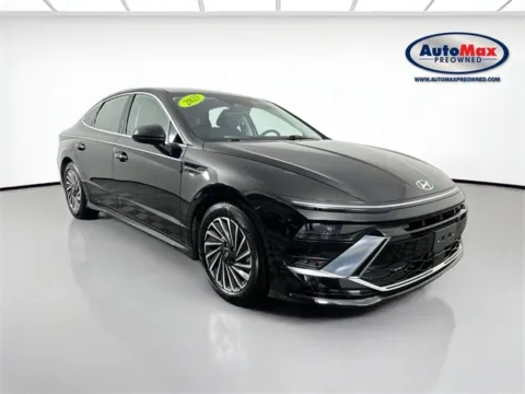Black 2025 Hyundai Sonata Hybrid SEL for sale in Framingham, MA