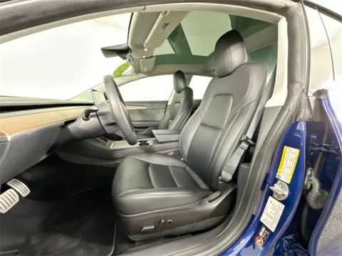 More photos of 2023 Tesla Model 3 Performance at AutoMax Preowned Framingham, MA