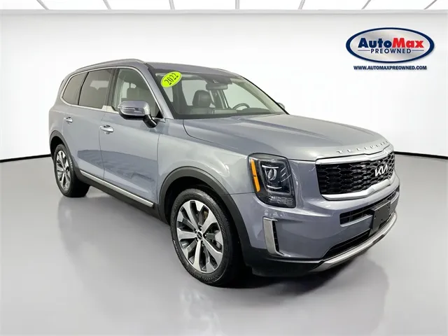 Silver 2022 Kia Telluride S for sale in Framingham, MA