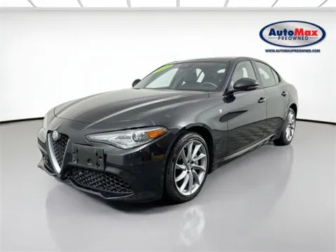 More photos of 2022 Alfa Romeo Giulia Ti at AutoMax Preowned Framingham, MA