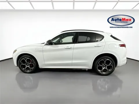 More photos of 2022 Alfa Romeo Stelvio Veloce at AutoMax Preowned Framingham, MA