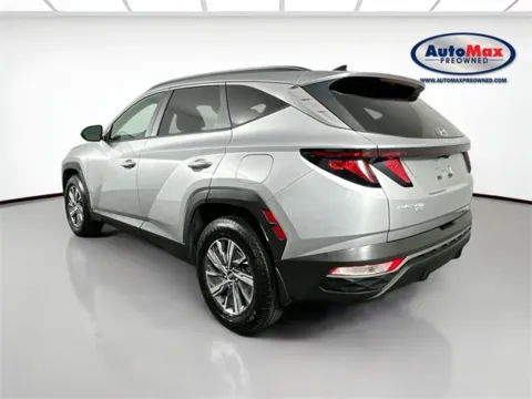 More photos of 2024 Hyundai Tucson Hybrid Blue at AutoMax Preowned Framingham, MA