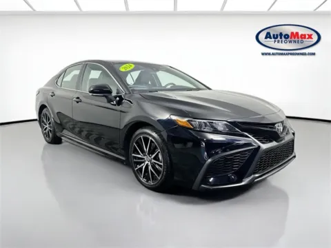 Black 2024 Toyota Camry SE for sale in Framingham, MA