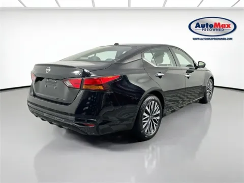 Photos of 2024 Nissan Altima 2.5 SV for sale in Framingham, MA at AutoMax Preowned Framingham