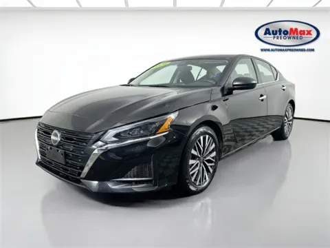 More photos of 2024 Nissan Altima 2.5 SV at AutoMax Preowned Framingham, MA