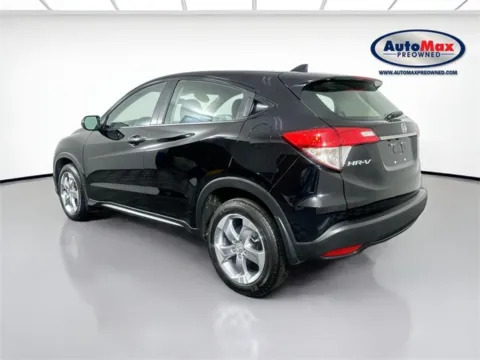 More photos of 2022 Honda HR-V LX at AutoMax Preowned Framingham, MA