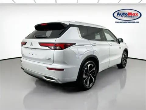 Photos of 2023 Mitsubishi Outlander PHEV SEL for sale in Framingham, MA at AutoMax Preowned Framingham