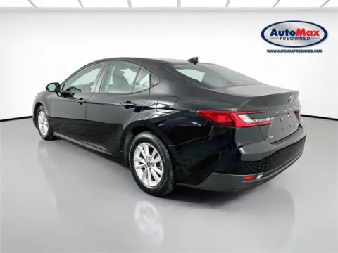 More photos of 2025 Toyota Camry SE at AutoMax Preowned Framingham, MA