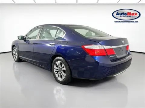 More photos of 2013 Honda Accord LX at AutoMax Preowned Framingham, MA