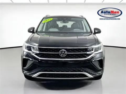 Photos of 2022 Volkswagen Taos 1.5T SEL for sale in Framingham, MA at AutoMax Preowned Framingham