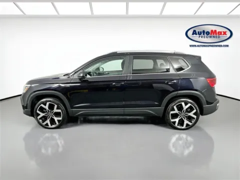More photos of 2022 Volkswagen Taos 1.5T SEL at AutoMax Preowned Framingham, MA