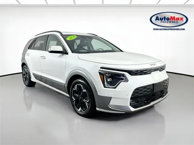 White 2023 Kia Niro EV Wave for sale in Framingham, MA